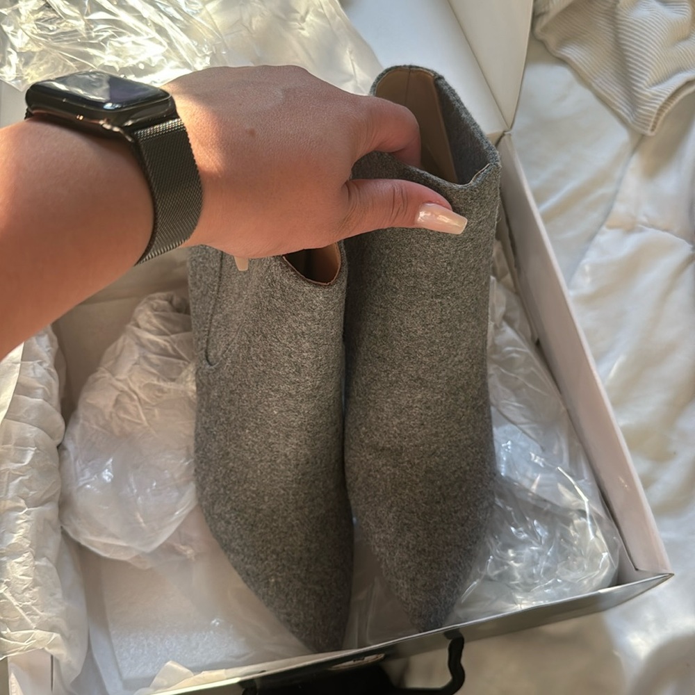 Brand new Nine West booties